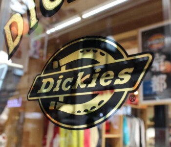 DICKIES 京都 - Glass Sign and co
